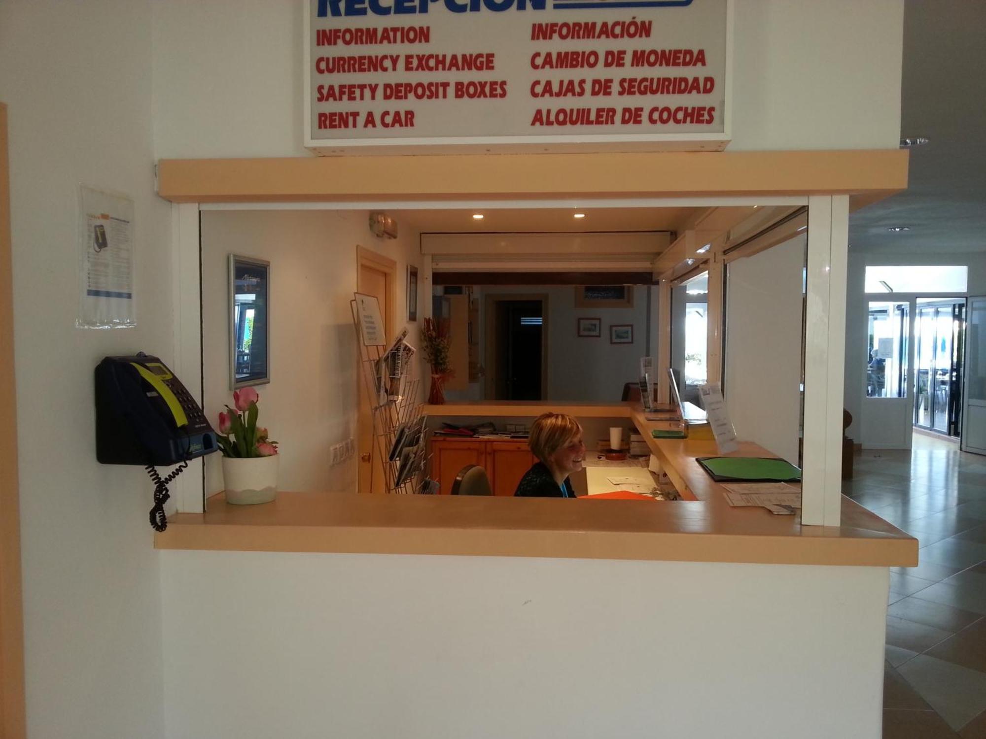 Apartamentos Vistamar Santo Tomas Bagian luar foto